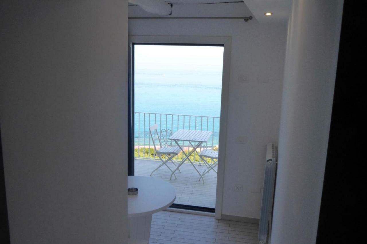 Le Tolde Del Corallone Tropea Bagian luar foto