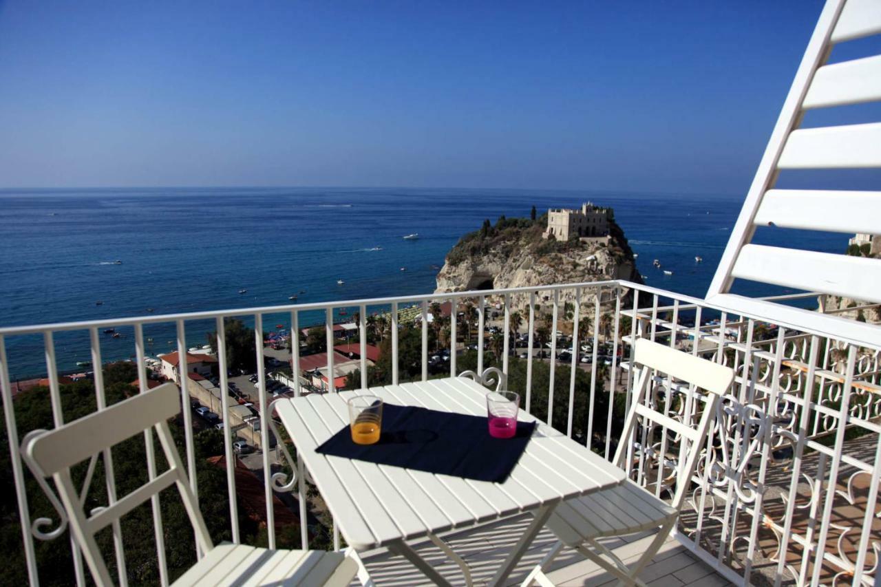 Le Tolde Del Corallone Tropea Bagian luar foto